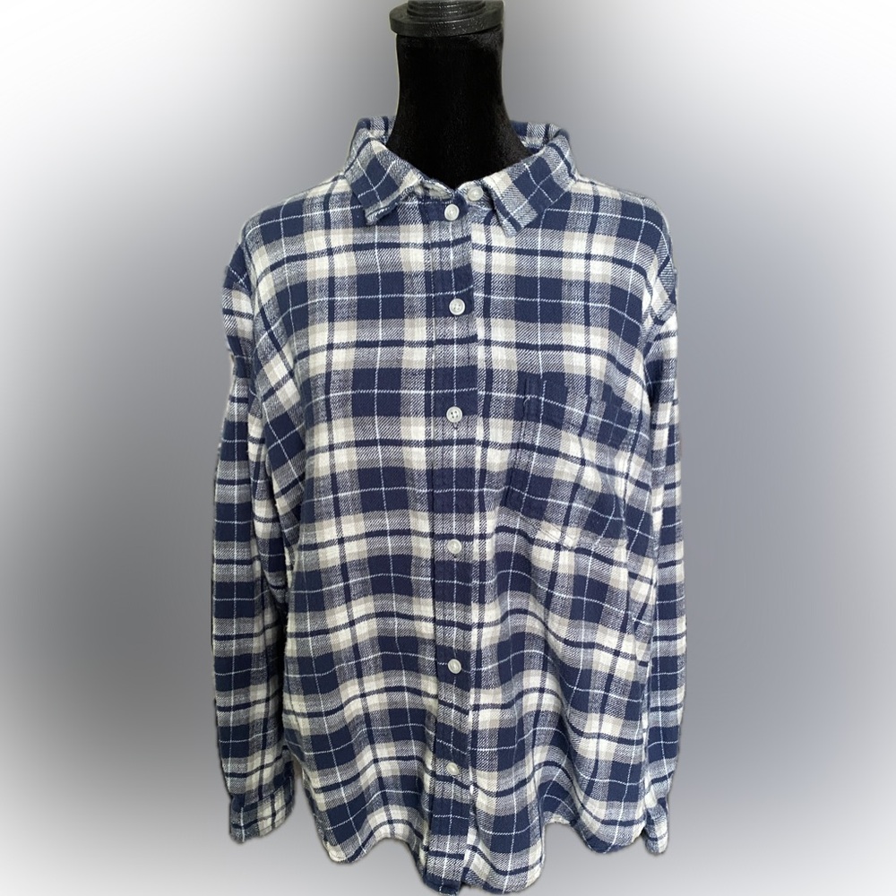 American Eagle Plaid Flannel Shirt - Size Medium - EUC